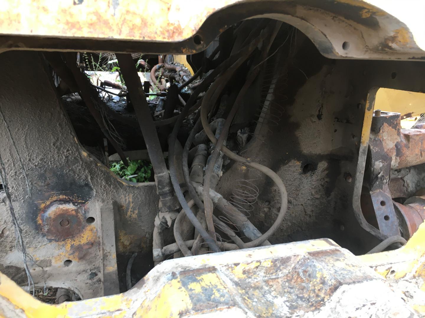 ./imagenes/INVOICE/2019/10037/BULLDOZER JOHN DEERE_850C (26).JPG